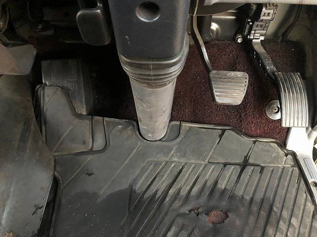 三菱ふそうキャンターアルミウイング小型（2t・3t）[写真23]