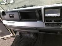 三菱ふそうキャンターアルミウイング小型（2t・3t）[写真27]