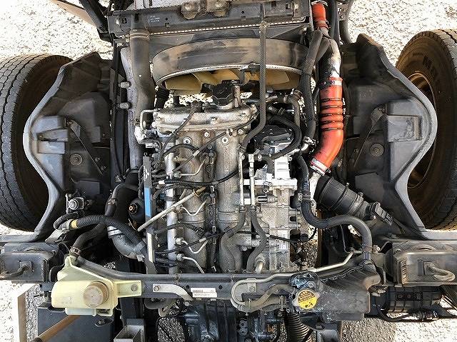 三菱ふそうキャンターアルミウイング小型（2t・3t）[写真29]