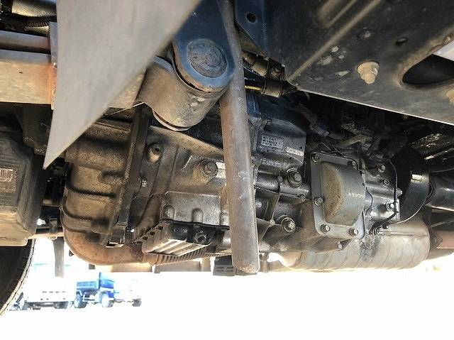 三菱ふそうキャンターアルミウイング小型（2t・3t）[写真37]