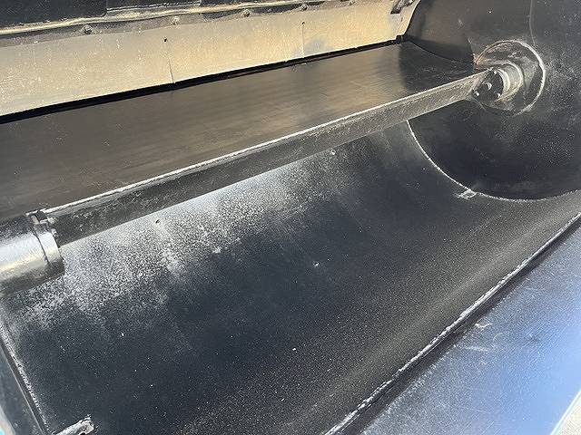 いすゞエルフパッカー車（塵芥車）小型（2t・3t）[写真19]