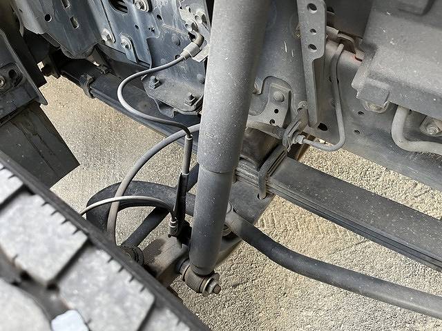 いすゞエルフパッカー車（塵芥車）小型（2t・3t）[写真35]