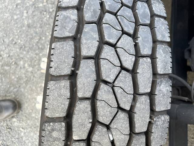 いすゞエルフパッカー車（塵芥車）小型（2t・3t）[写真38]