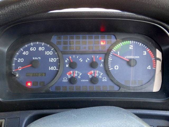 日野レンジャークレーン5段中型（4t）[写真33]