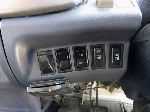 日野レンジャークレーン5段中型（4t）[写真38]