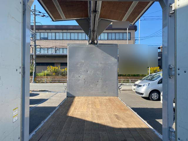 トヨタダイナアルミウイング小型（2t・3t）[写真07]