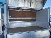 トヨタダイナアルミウイング小型（2t・3t）[写真08]