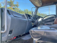 いすゞフォワードパッカー車（塵芥車）中型（4t）[写真31]