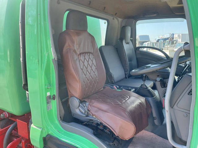 いすゞフォワードパッカー車（塵芥車）中型（4t）[写真34]