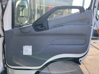 日野デュトロ平ボディ小型（2t・3t）[写真24]