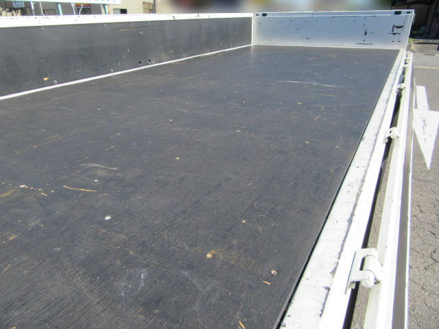 トヨタダイナ平ボディ小型（2t・3t）[写真11]