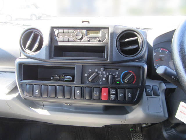 トヨタダイナ平ボディ小型（2t・3t）[写真22]