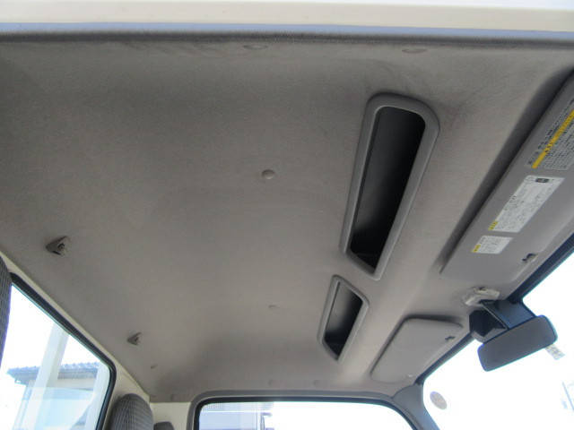 トヨタダイナ平ボディ小型（2t・3t）[写真25]