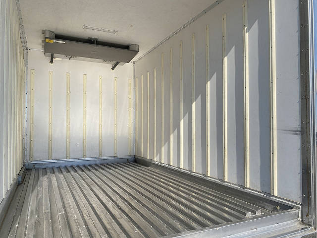 三菱ふそうキャンター冷凍車（冷蔵車）小型（2t・3t）[写真13]