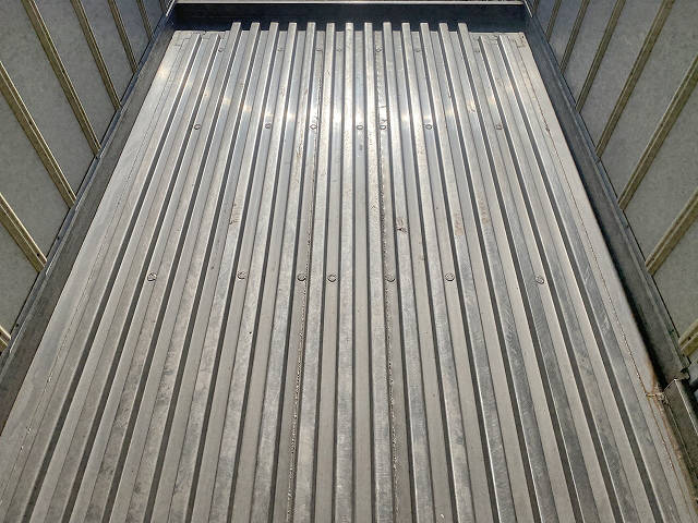 三菱ふそうキャンター冷凍車（冷蔵車）小型（2t・3t）[写真15]