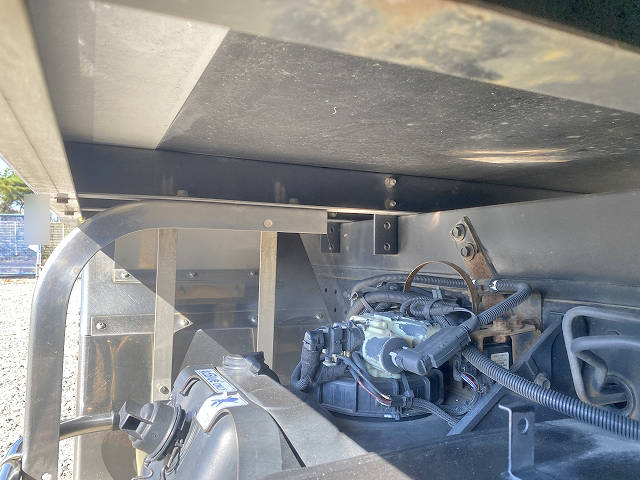 三菱ふそうキャンター冷凍車（冷蔵車）小型（2t・3t）[写真29]