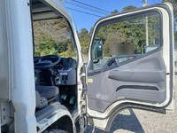 三菱ふそうキャンター冷凍車（冷蔵車）小型（2t・3t）[写真31]