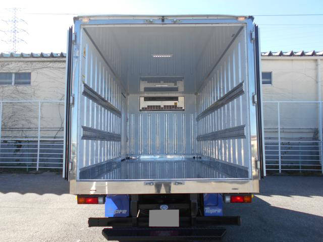 三菱ふそうキャンター冷凍車（冷蔵車）小型（2t・3t）[写真02]