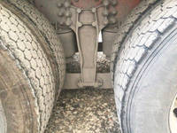 いすゞギガバルク車（粉粒体運搬車）大型（10t）[写真15]