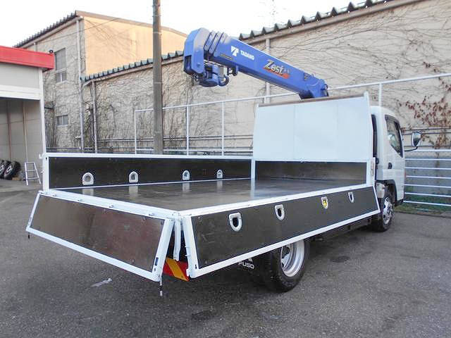 三菱ふそうキャンタークレーン4段小型（2t・3t）[写真05]