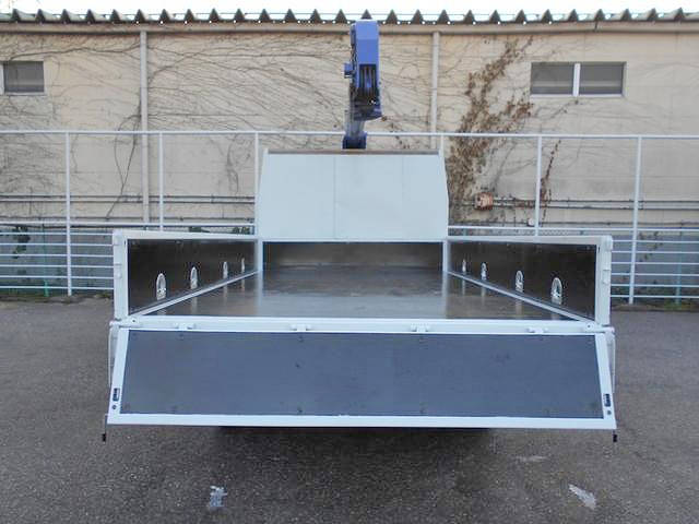 三菱ふそうキャンタークレーン4段小型（2t・3t）[写真07]