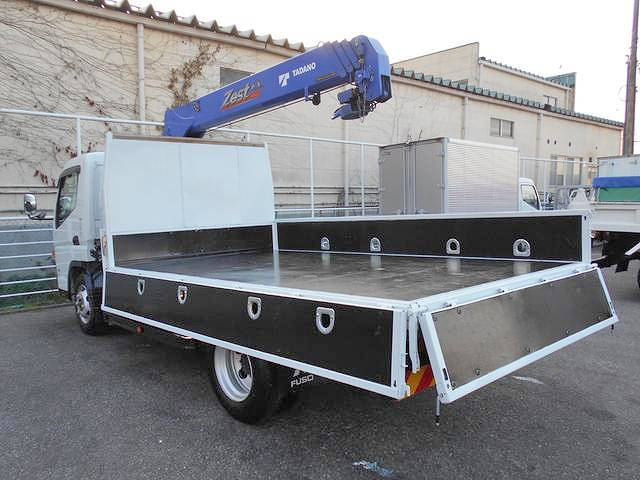 三菱ふそうキャンタークレーン4段小型（2t・3t）[写真08]