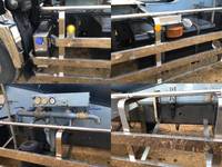 UDトラックスクオンバルク車（粉粒体運搬車）大型（10t）[写真12]