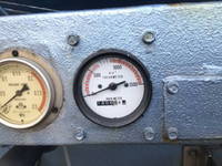 UDトラックスクオンバルク車（粉粒体運搬車）大型（10t）[写真13]