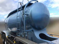 UDトラックスクオンバルク車（粉粒体運搬車）大型（10t）[写真07]