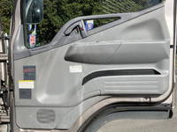 三菱ふそうキャンターアルミウイング小型（2t・3t）[写真26]