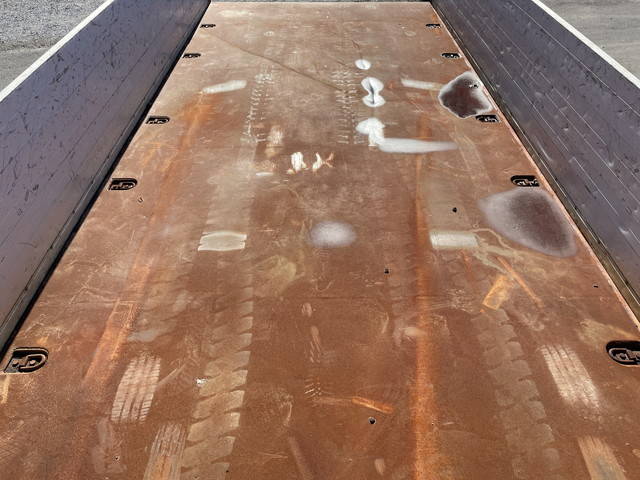 三菱ふそうファイターアルミブロック中型（4t）[写真13]