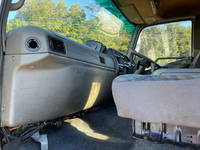 三菱ふそうファイターアルミブロック中型（4t）[写真28]