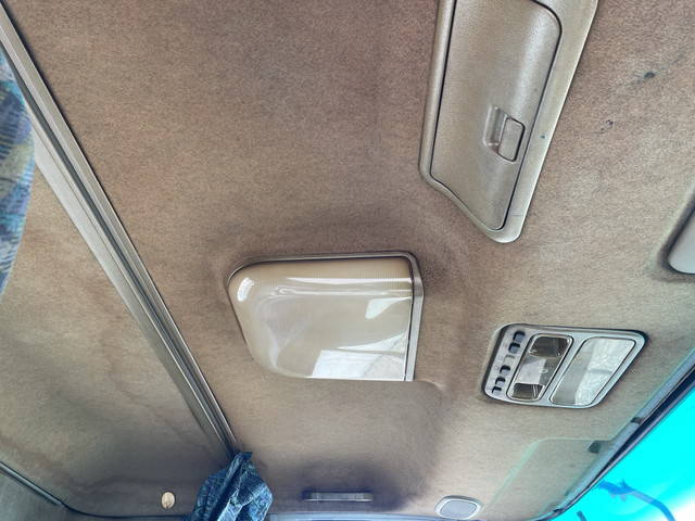 三菱ふそうファイターアルミブロック中型（4t）[写真31]