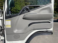 三菱ふそうキャンターアルミバン小型（2t・3t）[写真25]