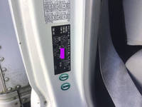 日野デュトロパネルバン小型（2t・3t）[写真24]