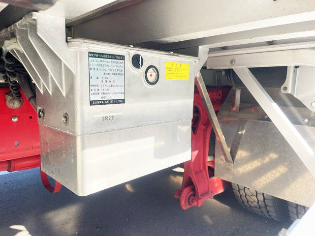 日野レンジャー冷蔵冷凍ウイング増トン（6t・8t）[写真21]