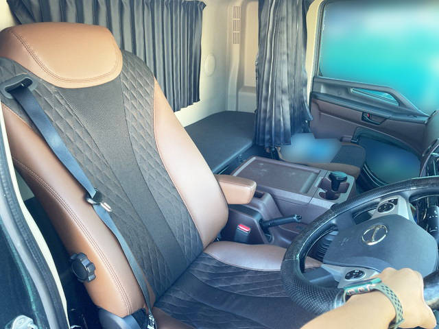 日野レンジャー冷蔵冷凍ウイング増トン（6t・8t）[写真31]