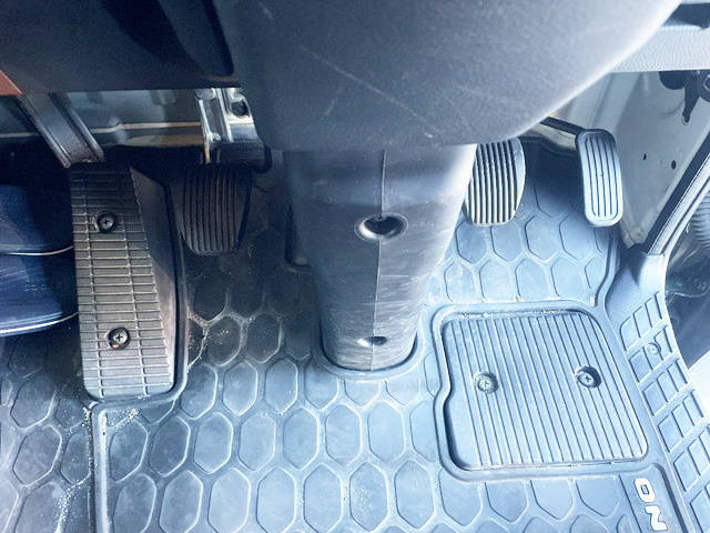 日野レンジャー冷蔵冷凍ウイング増トン（6t・8t）[写真36]