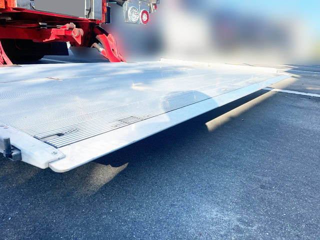 日野レンジャー冷蔵冷凍ウイング増トン（6t・8t）[写真09]