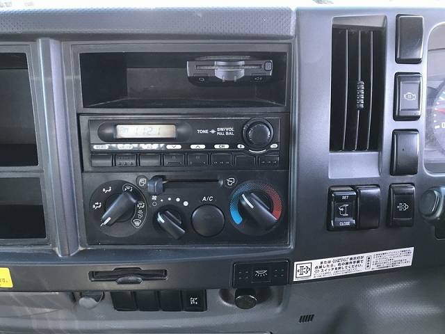 いすゞフォワードダンプ中型（4t）[写真15]