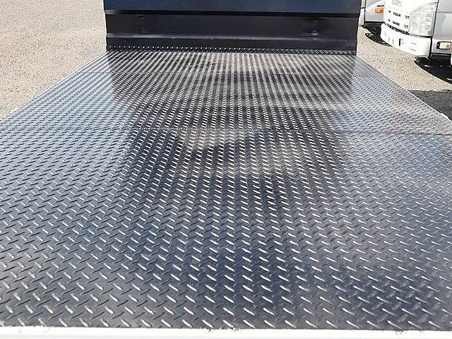 いすゞエルフクレーン付小型（2t・3t）[写真09]