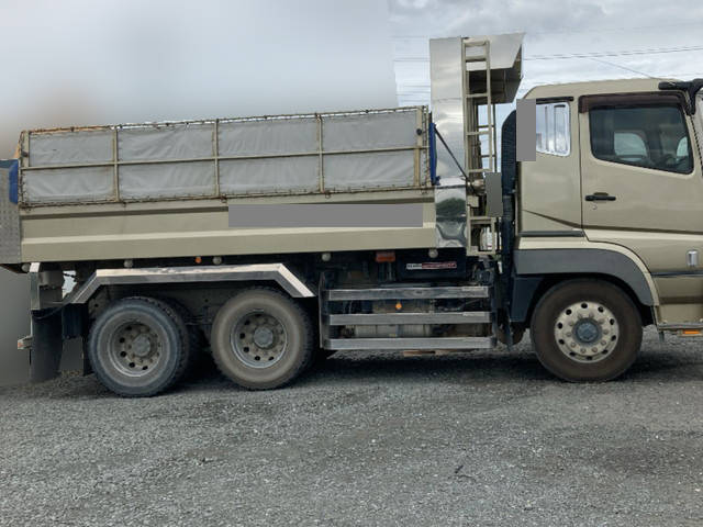 三菱ふそうスーパーグレートダンプ大型（10t）[写真03]