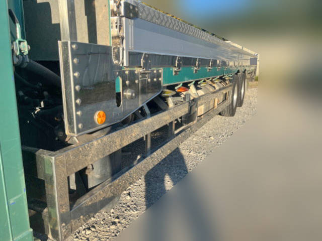 三菱ふそうスーパーグレートクレーン4段大型（10t）[写真23]