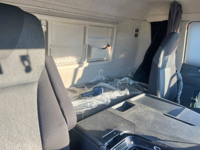 三菱ふそうスーパーグレートクレーン4段大型（10t）[写真32]