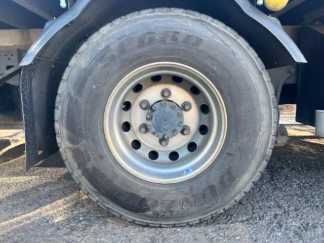 いすゞフォワードクレーン3段中型（4t）[写真20]