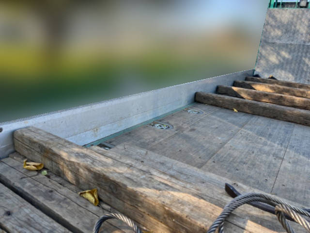 いすゞフォワードクレーン3段中型（4t）[写真08]