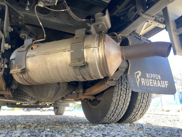 三菱ふそうキャンターアルミバン小型（2t・3t）[写真12]