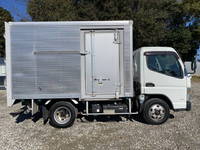 三菱ふそうキャンターアルミバン小型（2t・3t）[写真17]