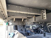 三菱ふそうキャンターアルミバン小型（2t・3t）[写真22]