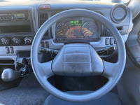 三菱ふそうキャンターアルミバン小型（2t・3t）[写真34]